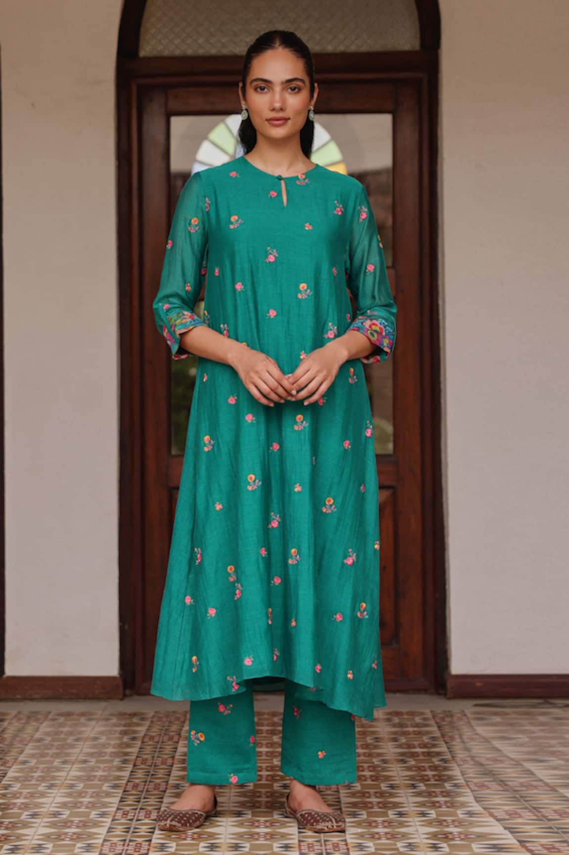 Vaayu Teal Bloom Kurta & Pant Set
