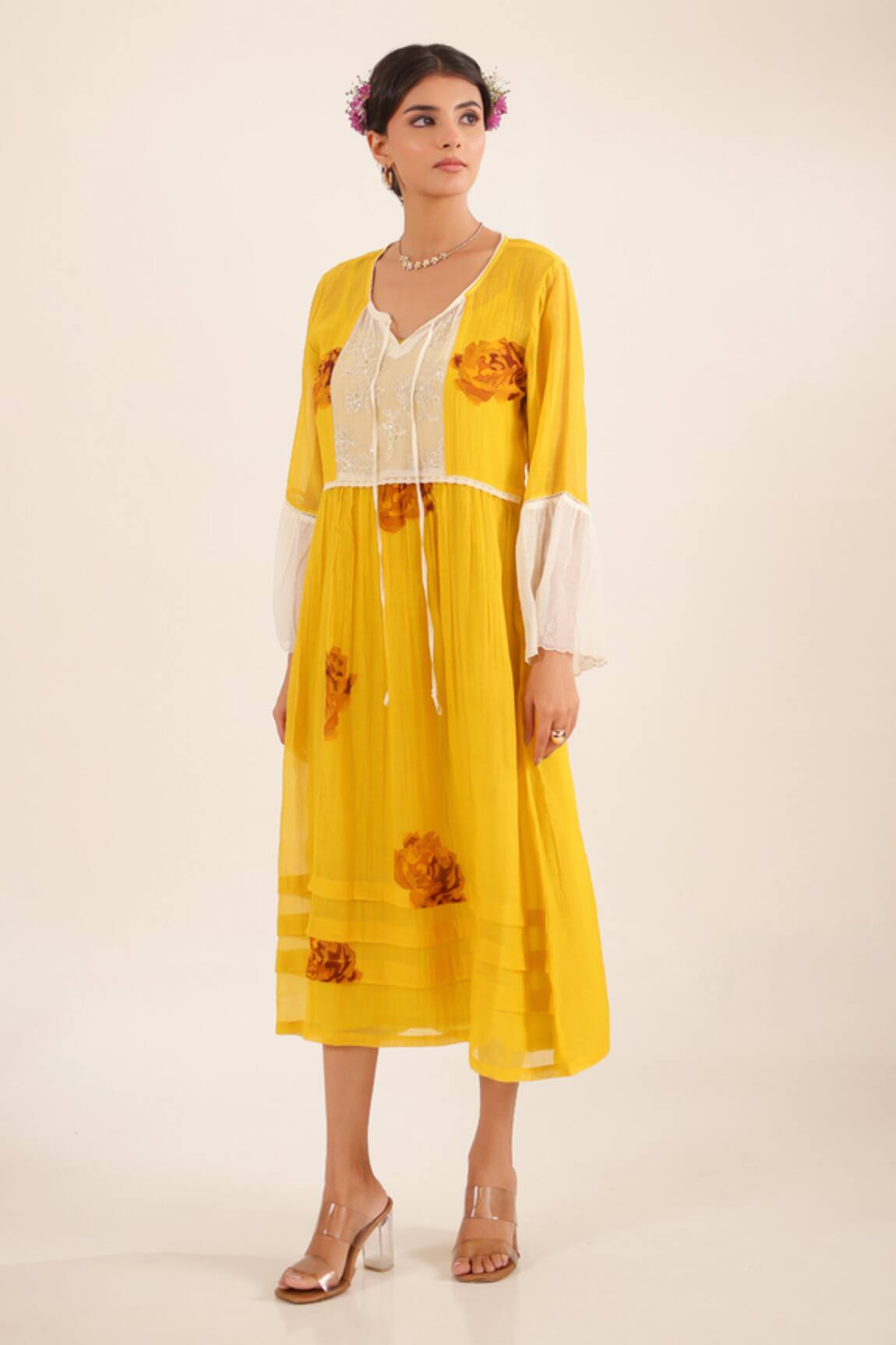 Tatwa Floral Embroidered Chanderi Kurta 
