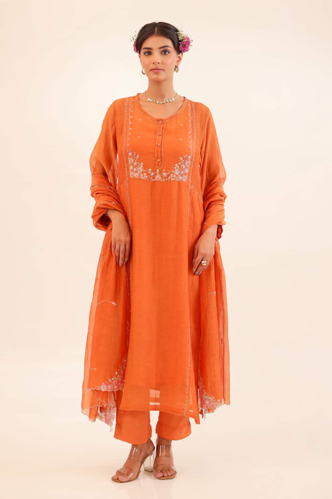 Tatwa Embroidered Pleated Chanderi Kurta With Scarf 