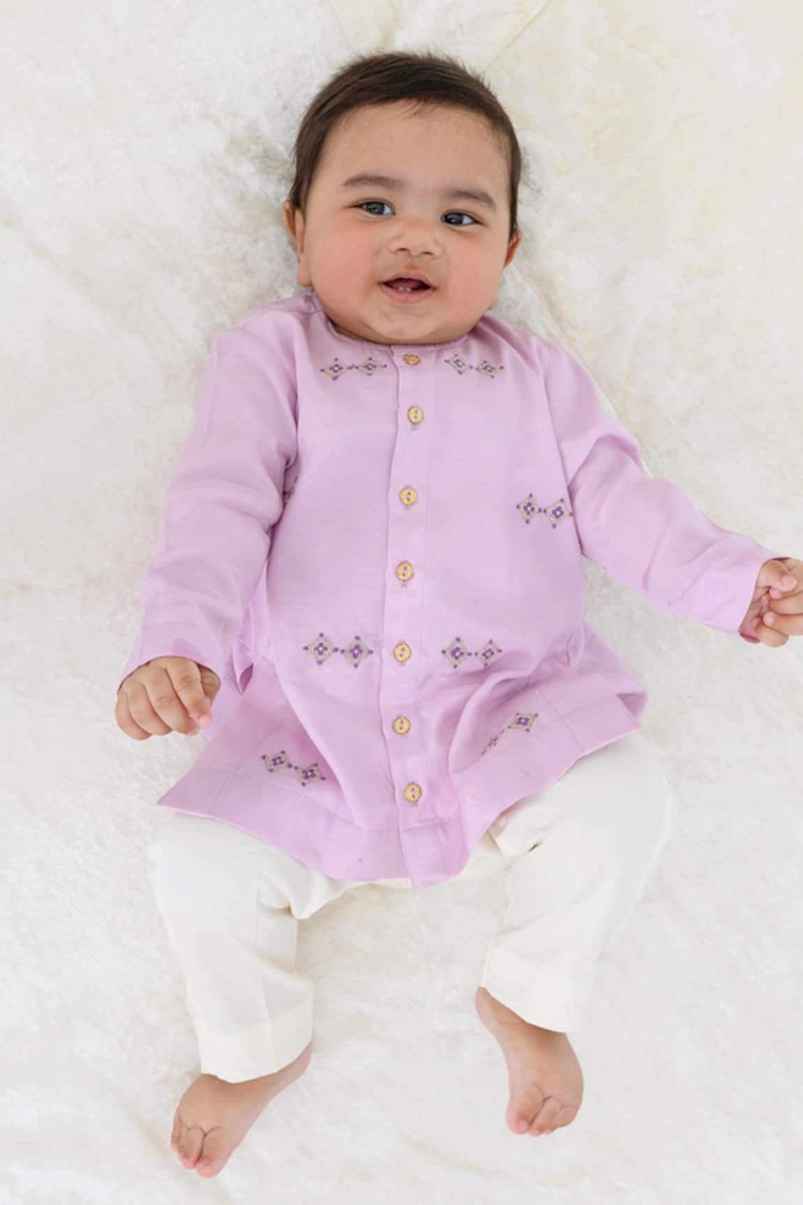 Tiber Taber Embroidered Kurta & Pyjama Set