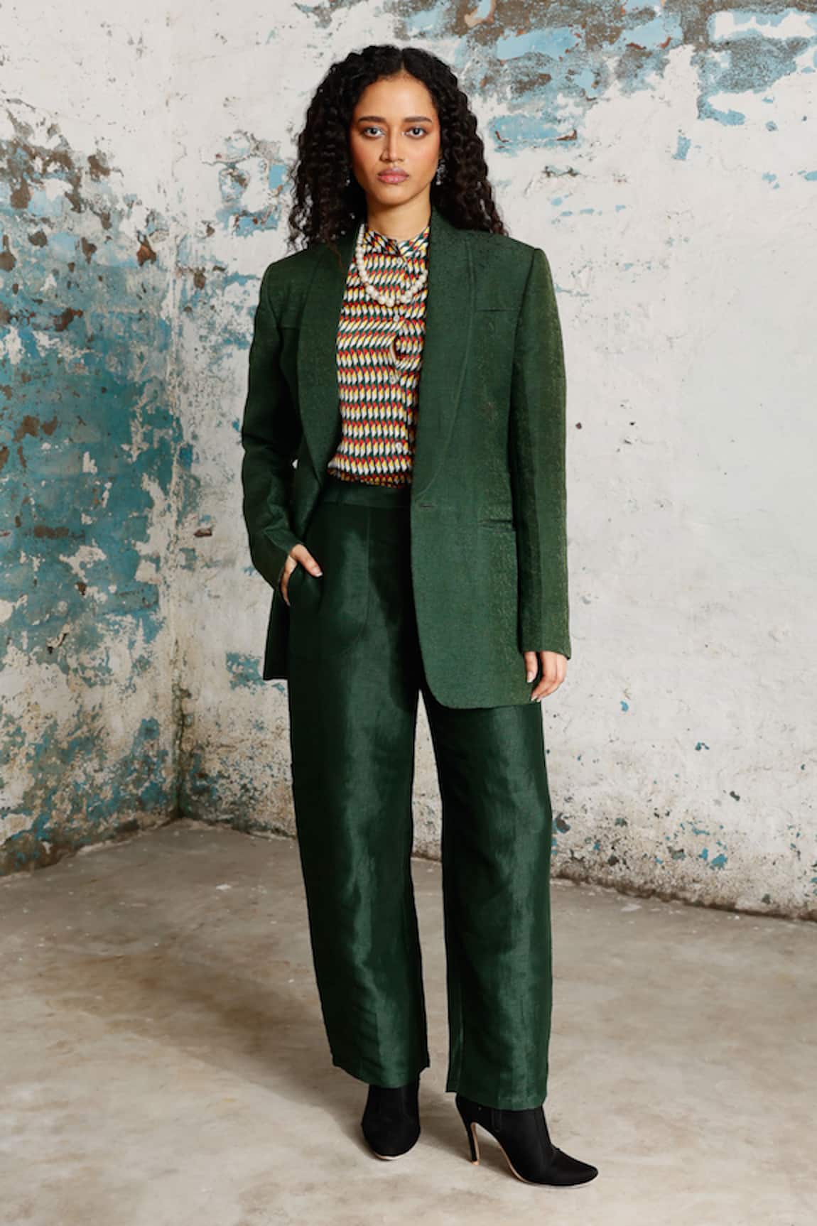 Saksham & Neharicka John Doe Printed Shirt Pant Set