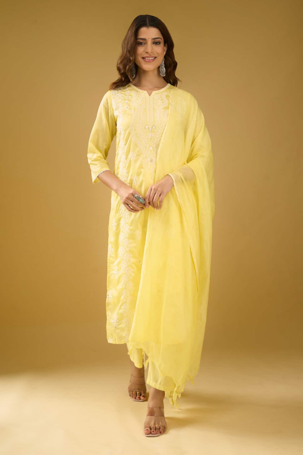 Naintara Bajaj Chikankari Floral Embroidered Kurta Pant Set 