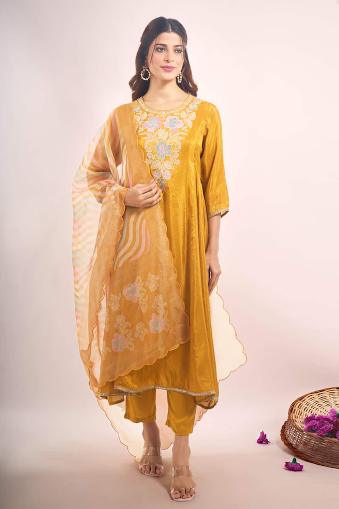 Samyukta Singhania Shimmer Tissue Embroidered Kurta Set 