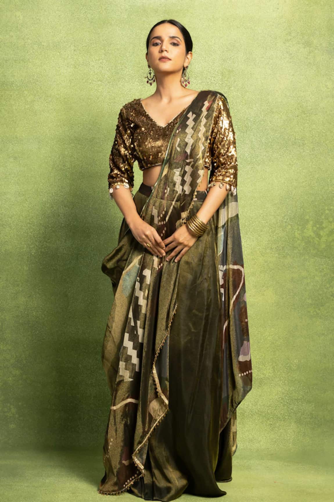 Vedika M Abstract Printed Pre-Stitched Saree & Sequin Blouse Set