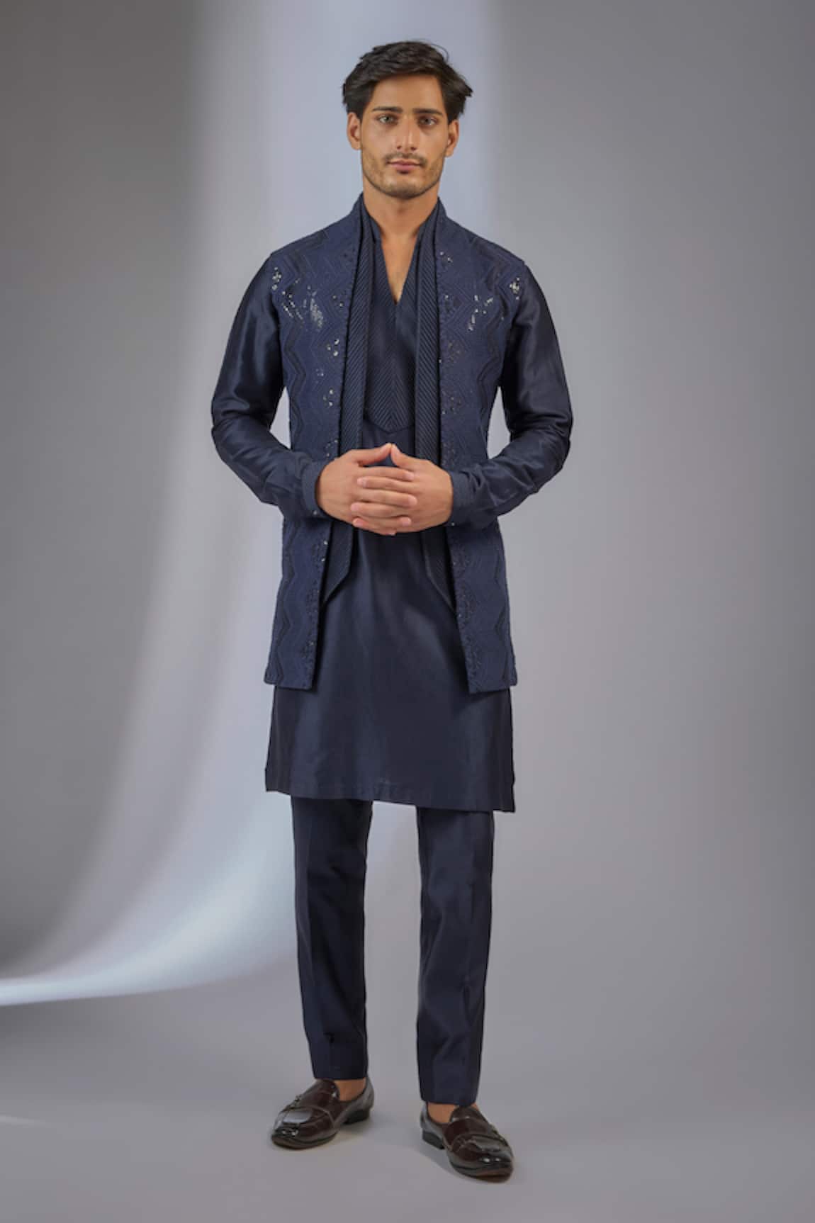 SALIL BHATIA Pracheen Mahal Embellished Bundi Kurta Set