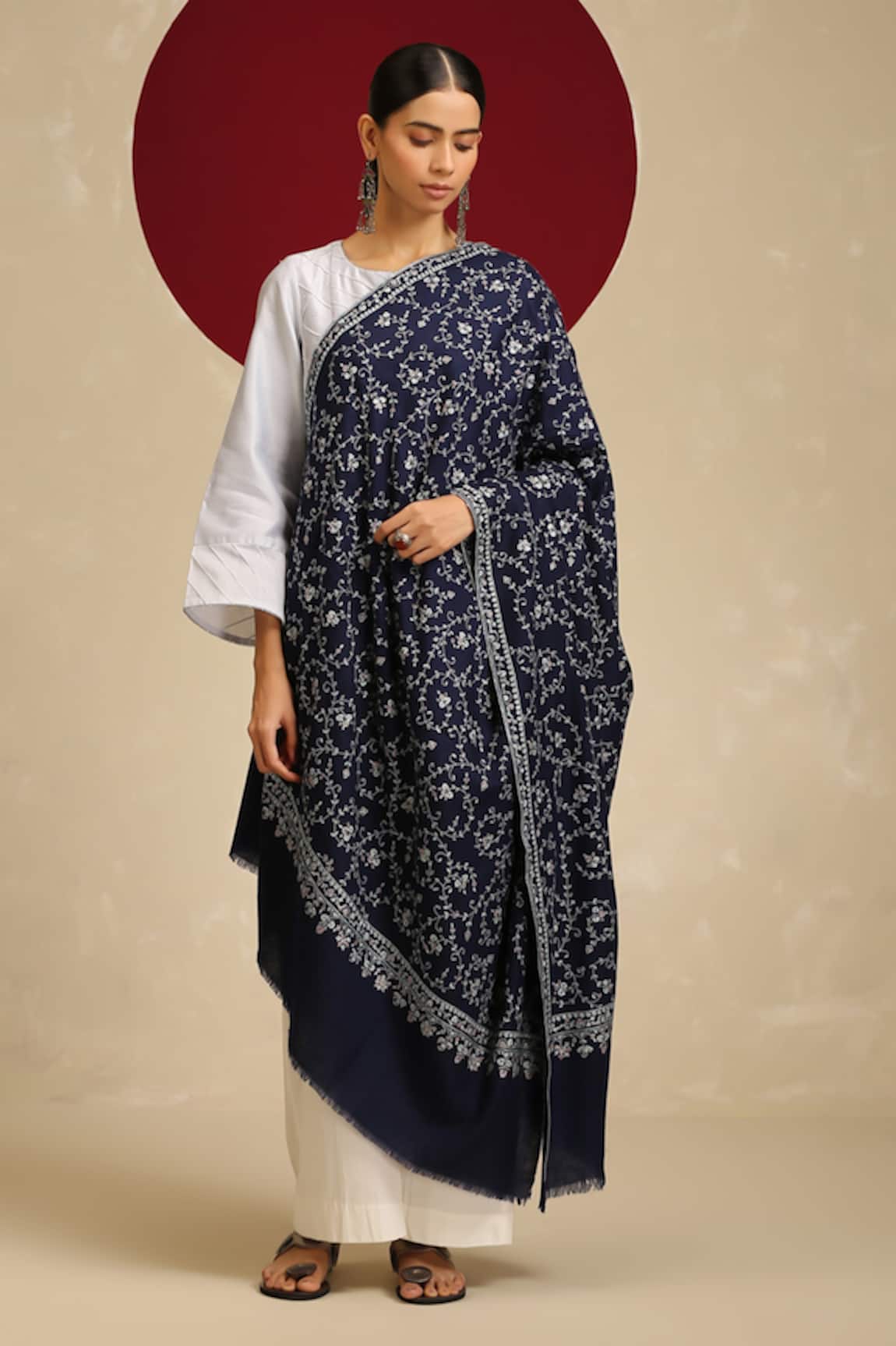 SHAZA Bel Jama Kashmiri Phul-Bel Embroidered Shawl 
