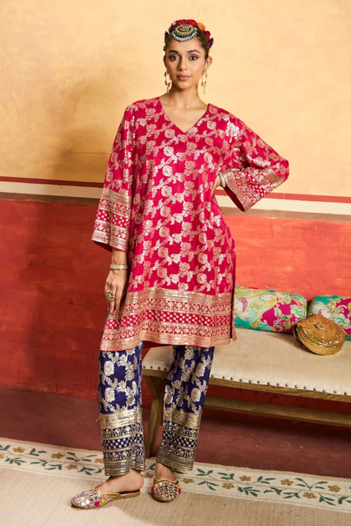 Tasuvure Indes Banarasi Begum Woven Kurta & Pant Set