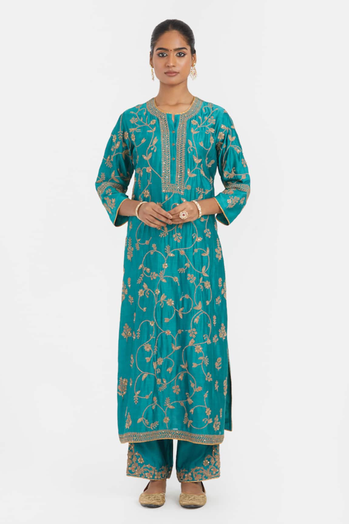 Kora Silk Chanderi Dori Jaal Embroidered Kurta & Pant 