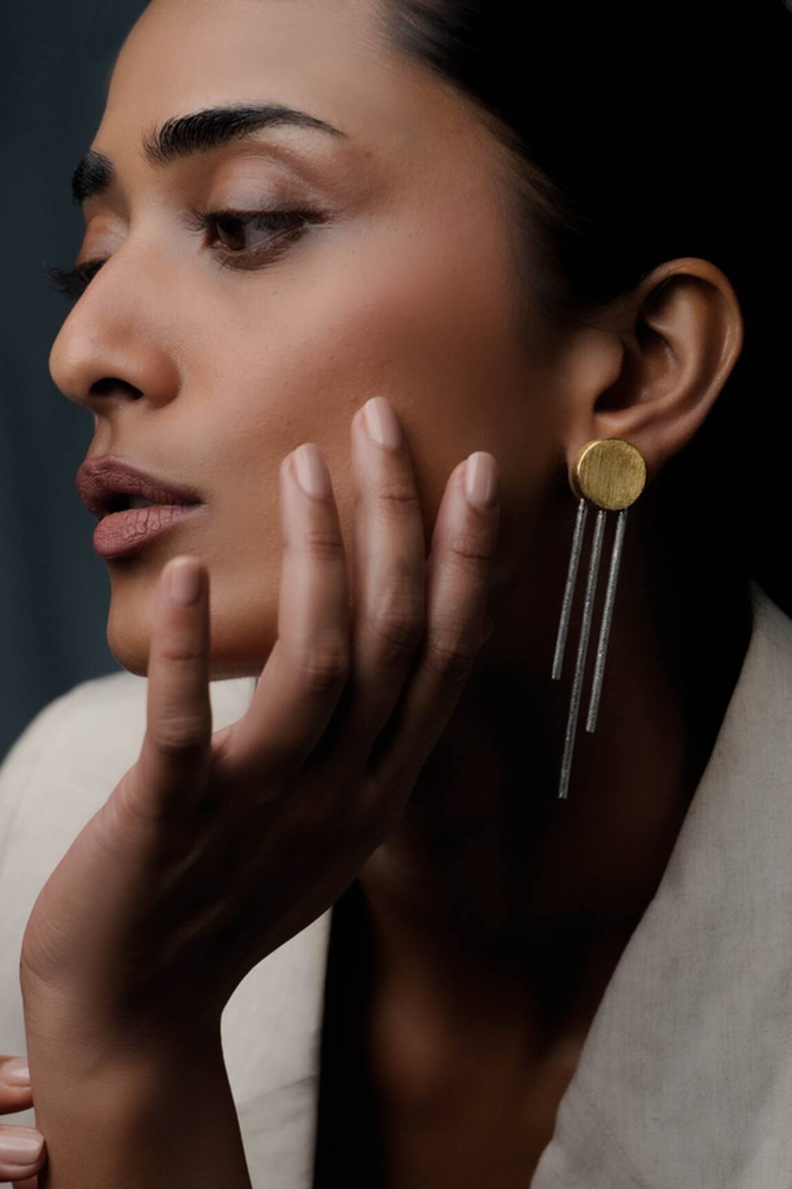 DE'Anma Geometric Statement Earrings