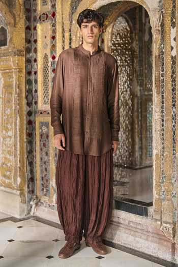 Dash And Dot Band Collar Pleated Shirt 