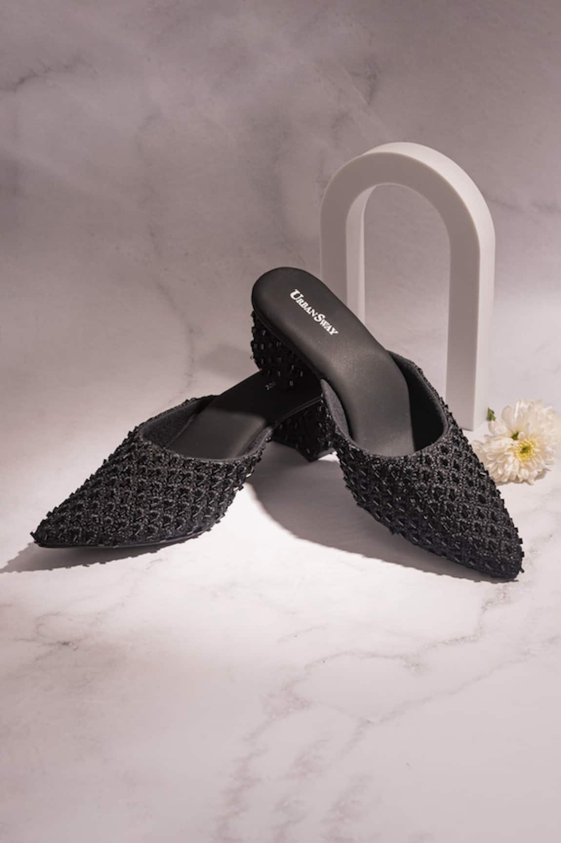 Urbansway Noor Thread & Pipe Bead Embroidered Mules