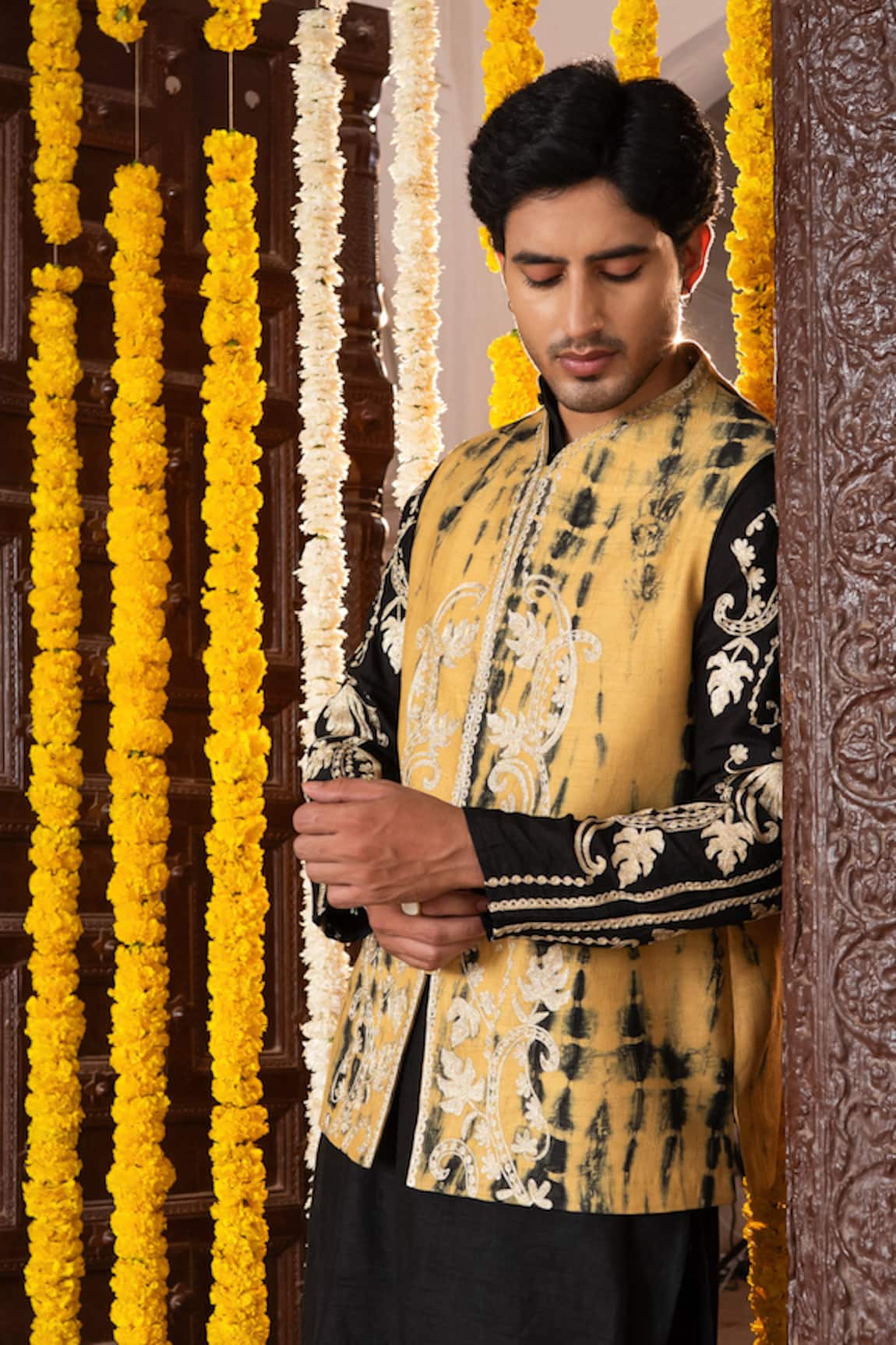 Angad Creations Arafat Ombre Tilla Work Nehru Jacket & Kurta Set