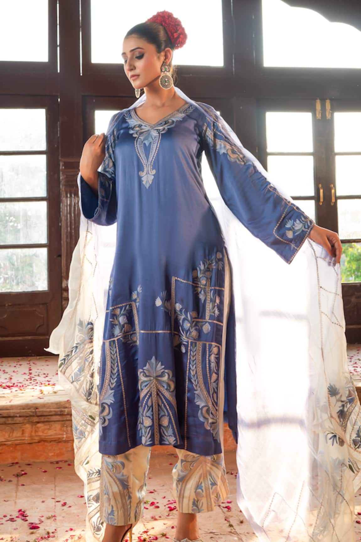 Angad Creations Neelgun Thread & Tilla Work Kurta Set