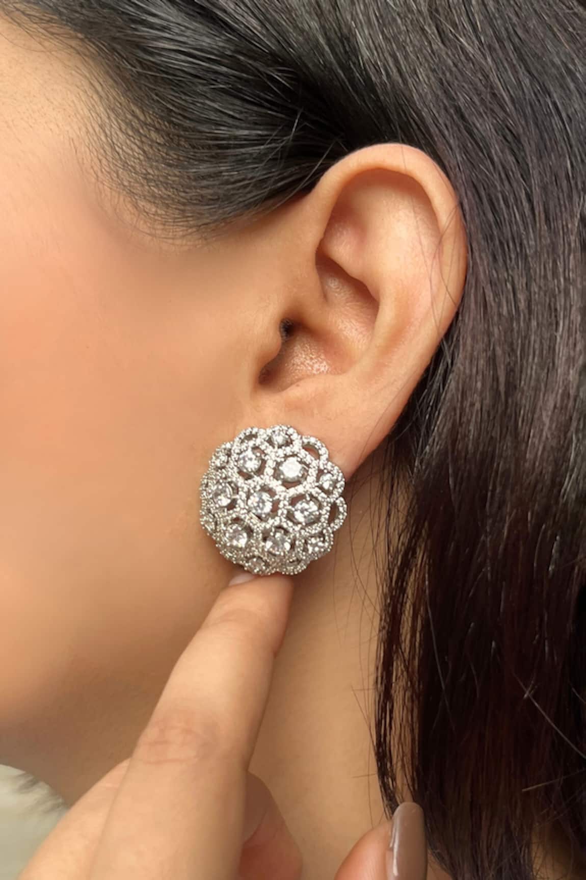 Prestones Round Shaped Zirconia Studs