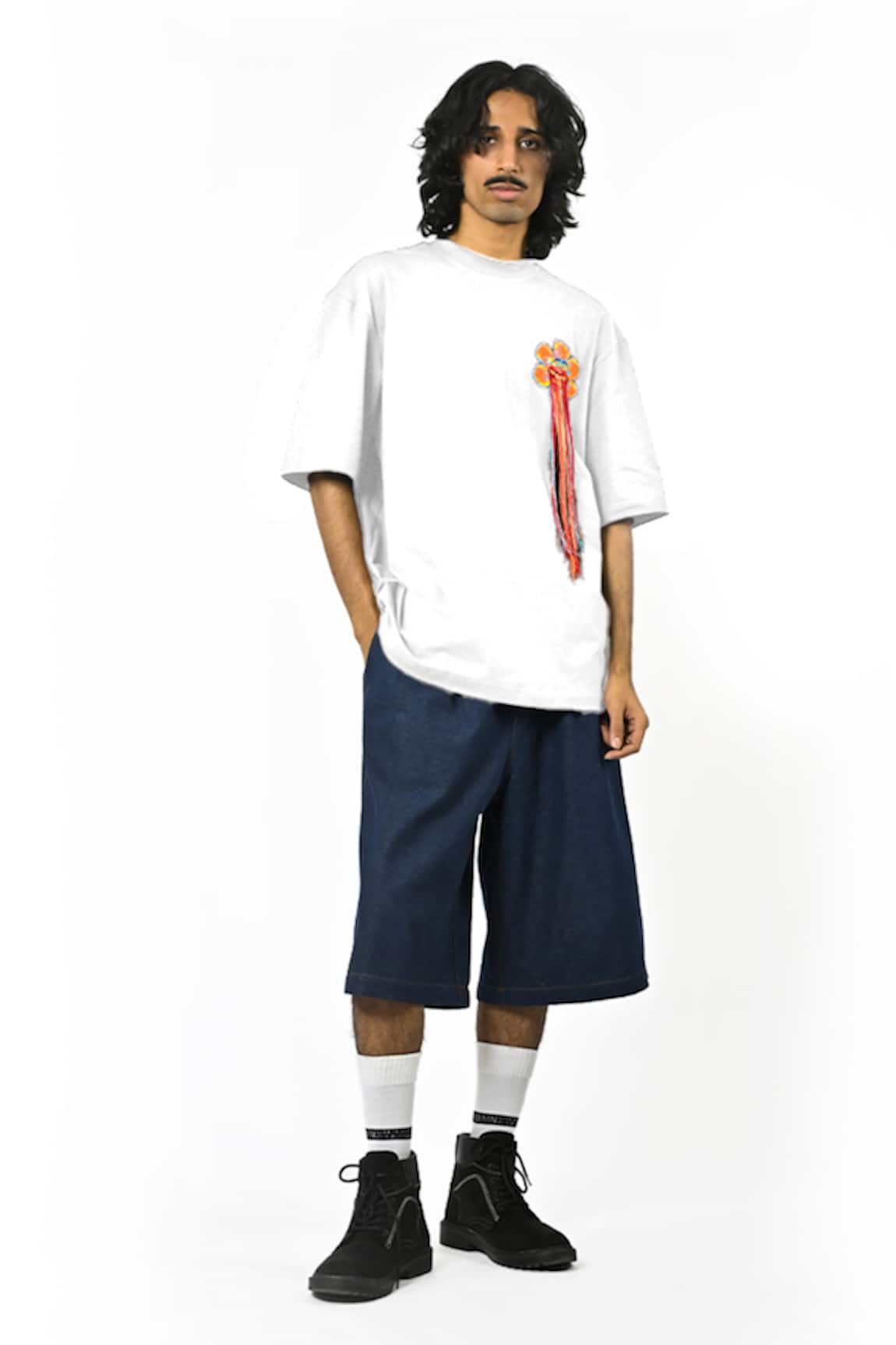 Huemn Hand Embroidered Floral T-shirt