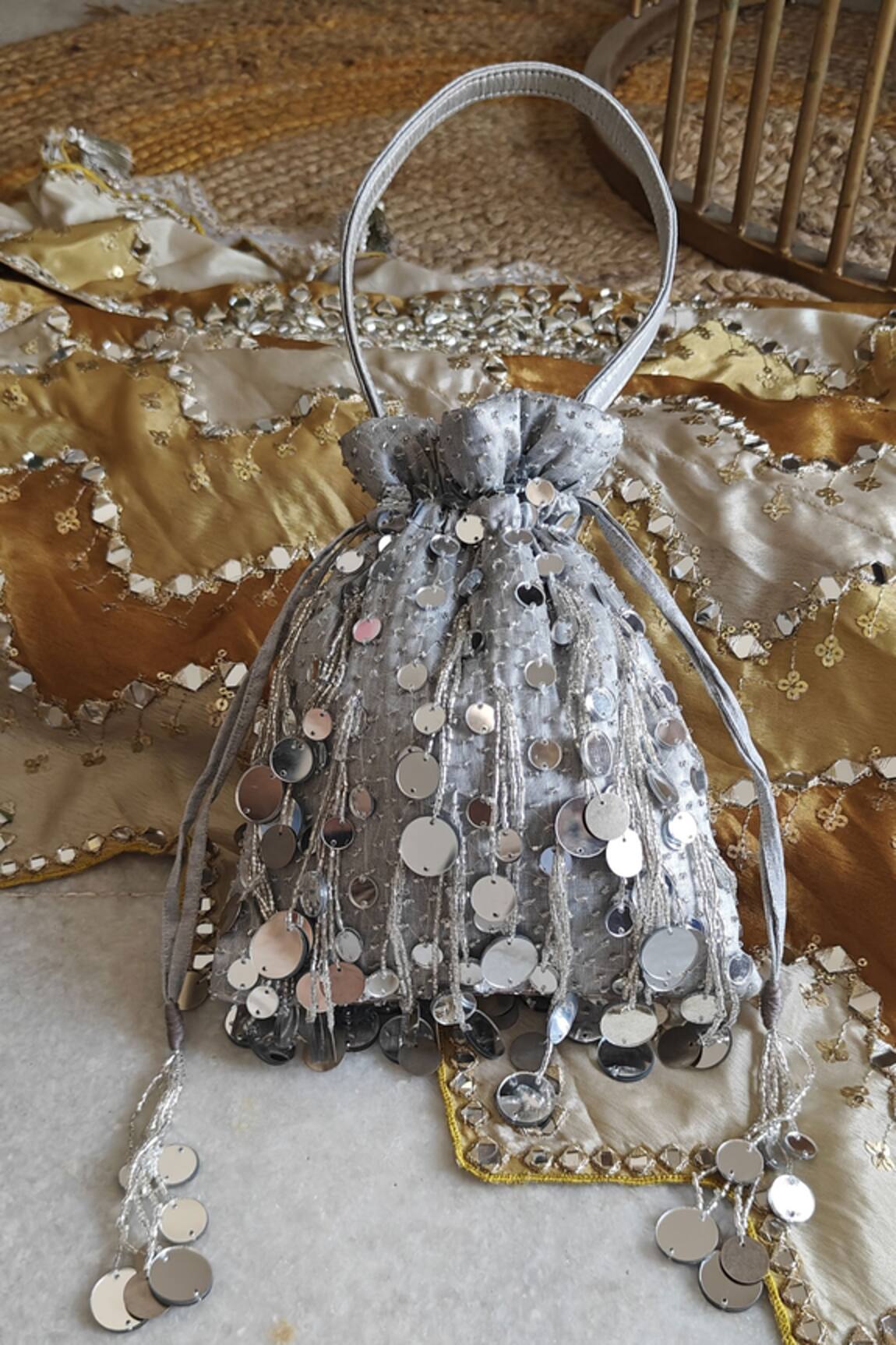 Plode Mirror Drop Potli Bag