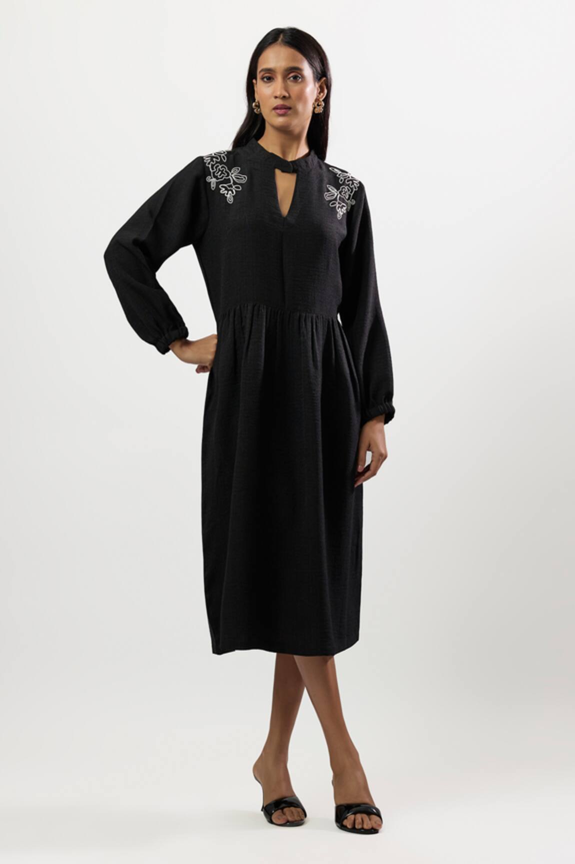 Linera Embroidered Midi Dress