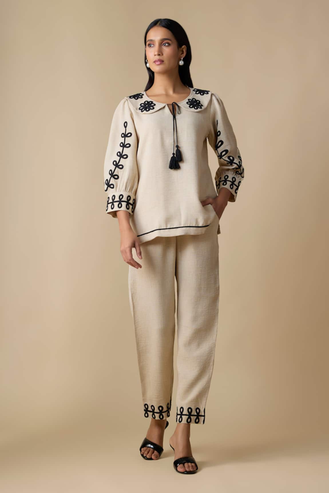 Linera Embroidered Long Top With Pant