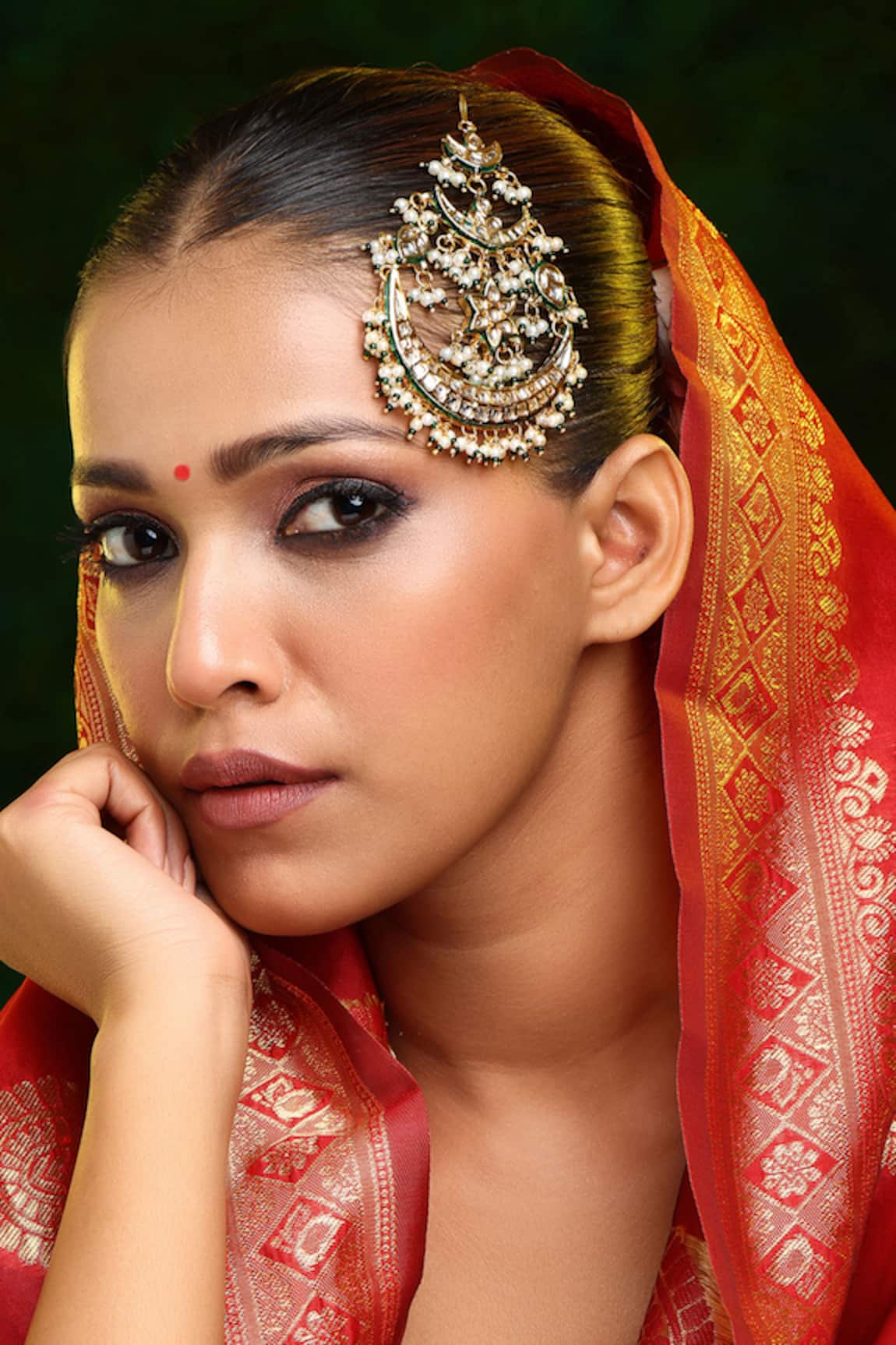 Ruby Raang Kundan Chand Embellished Passa 