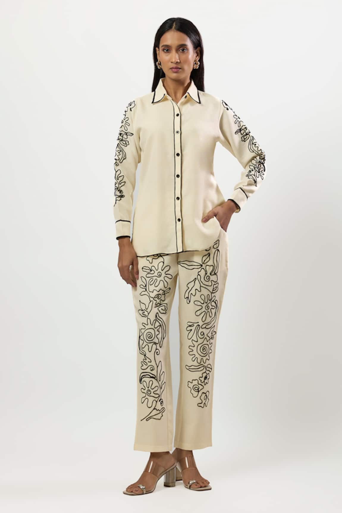 Linera Contrast Embroidered Shirt With Pant