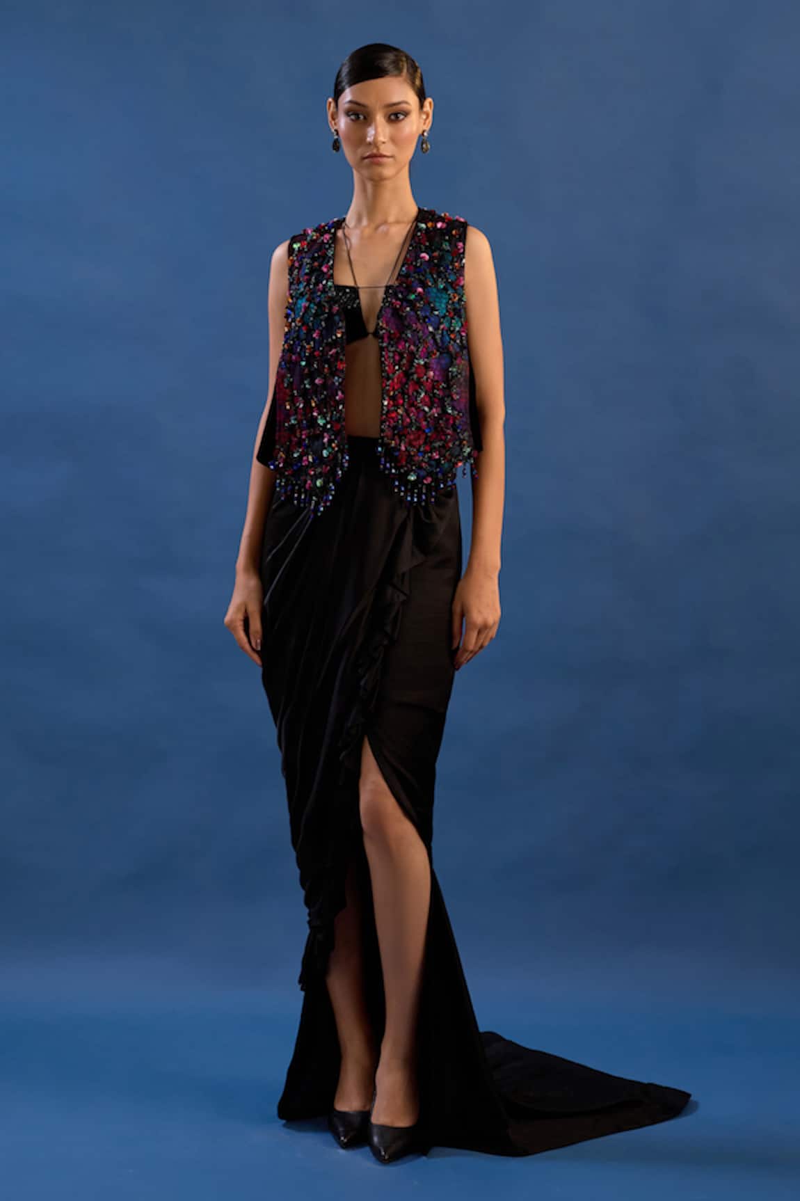 Cedar & Pine Gatsby Pre-Draped Saree Set With Embroidered Jacket 