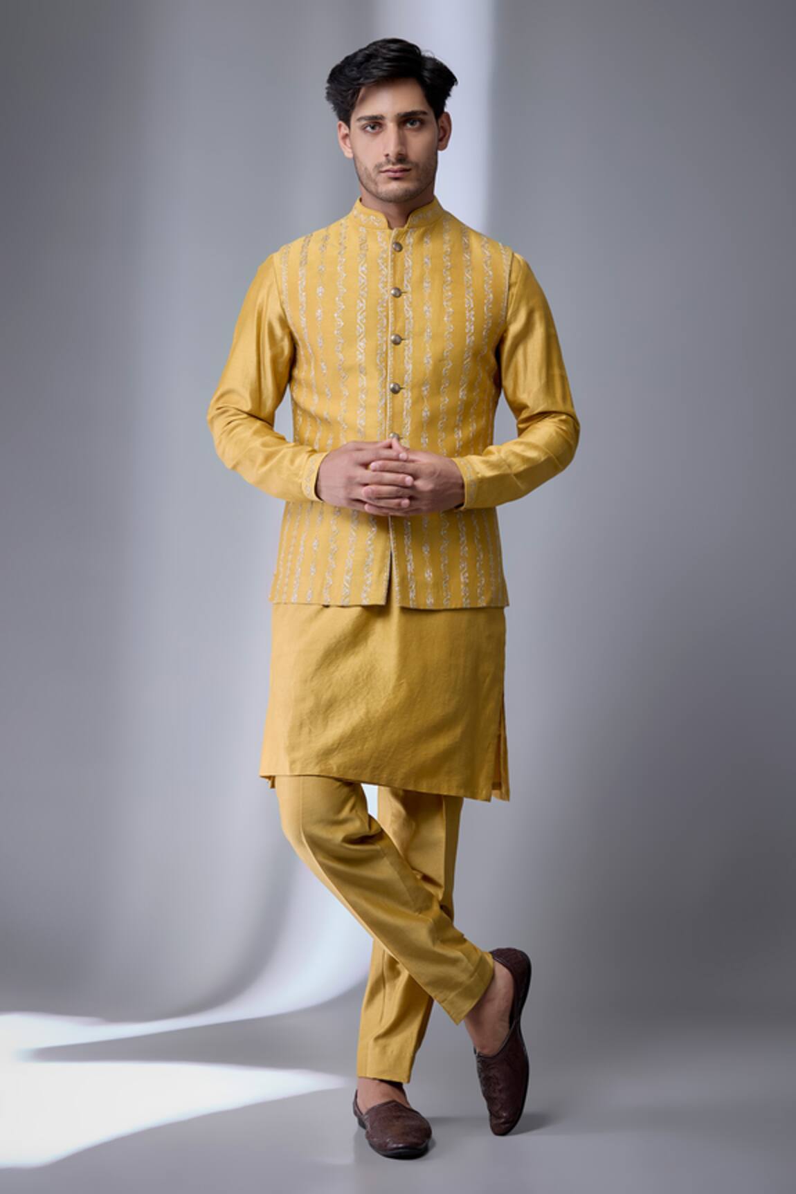 SALIL BHATIA Silk Chanderi Embellished Bundi & Kurta Set 