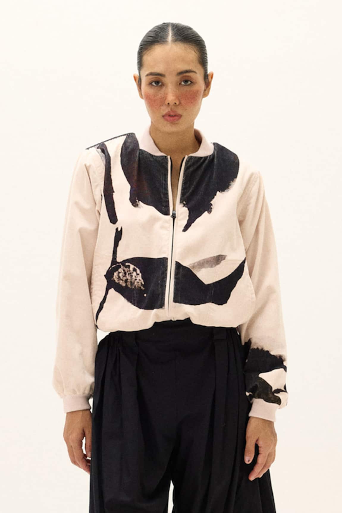 Kharakapas Alba Bomber Jacket