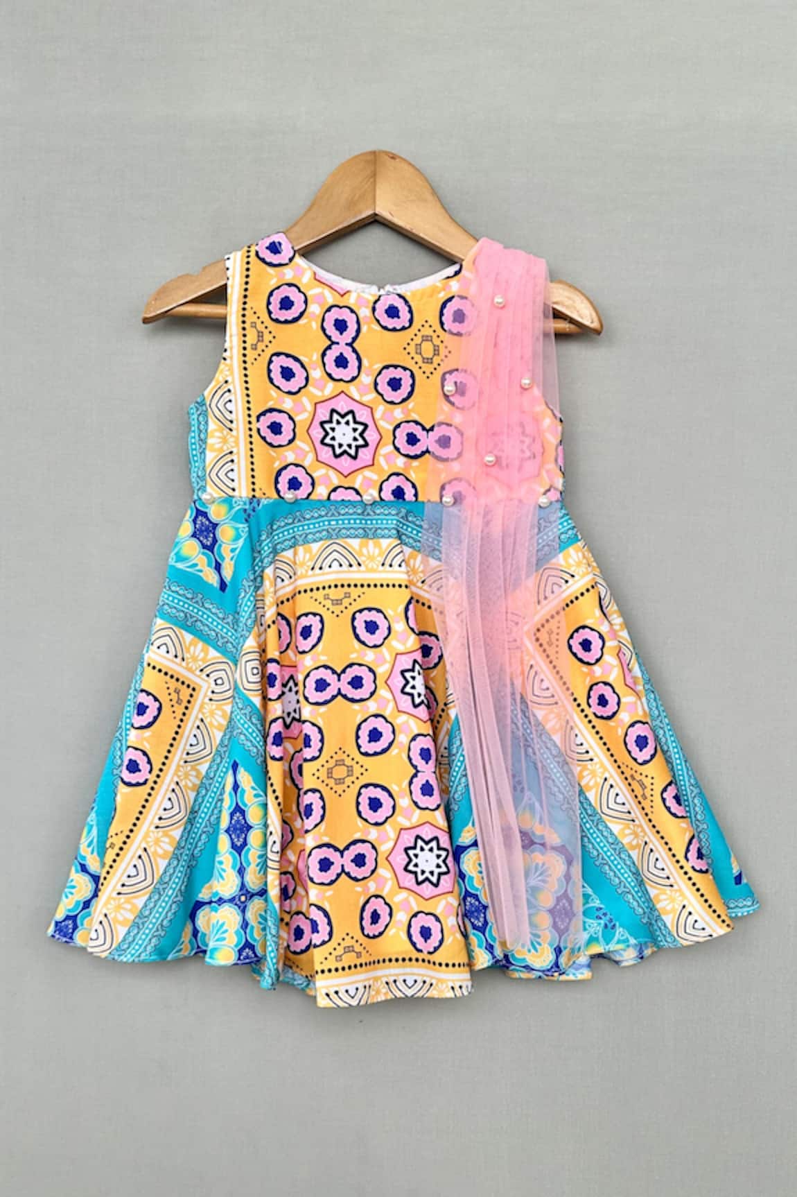 Label Neeti Vibrant Geometric Print Kurta 