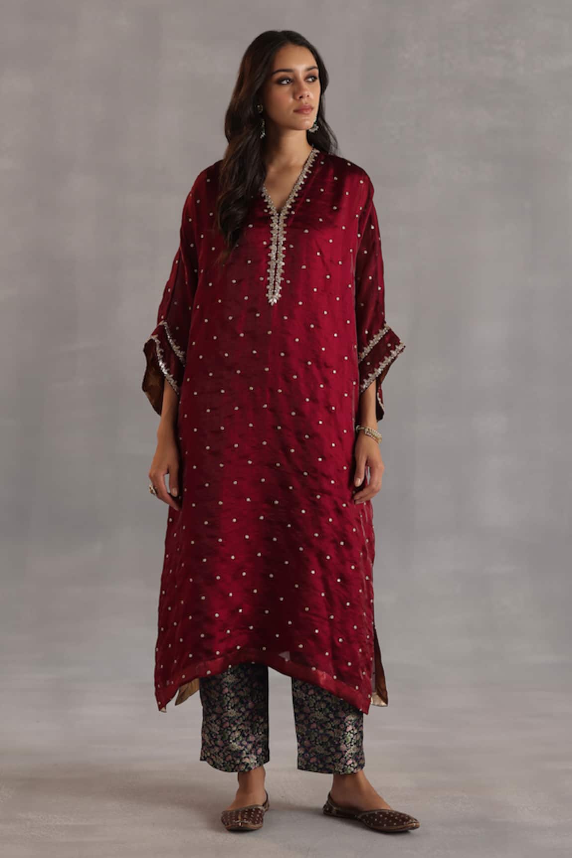 Begum Chakra Embroidered Phiran Kurta & Pant Set 