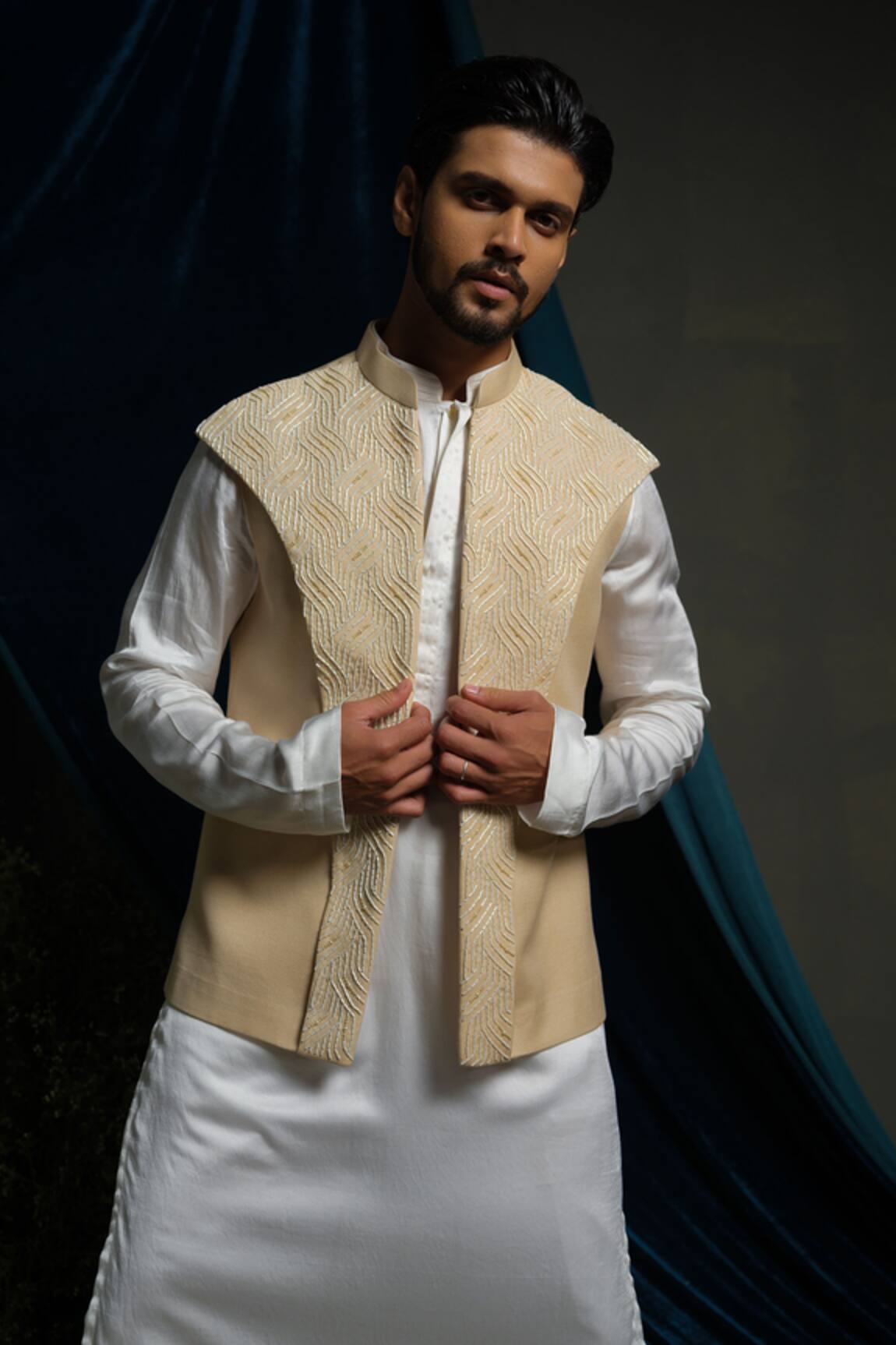 Runit Gupta Broad Linen Cotton Nehru Jacket