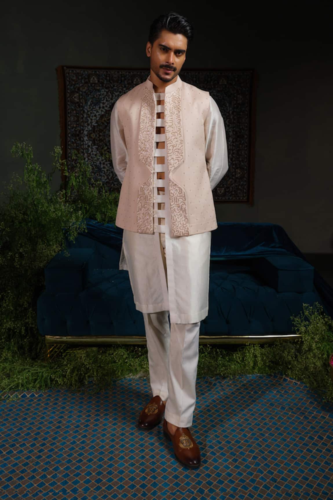 Runit Gupta Arch Lapel Rose Bundi & Kurta Set
