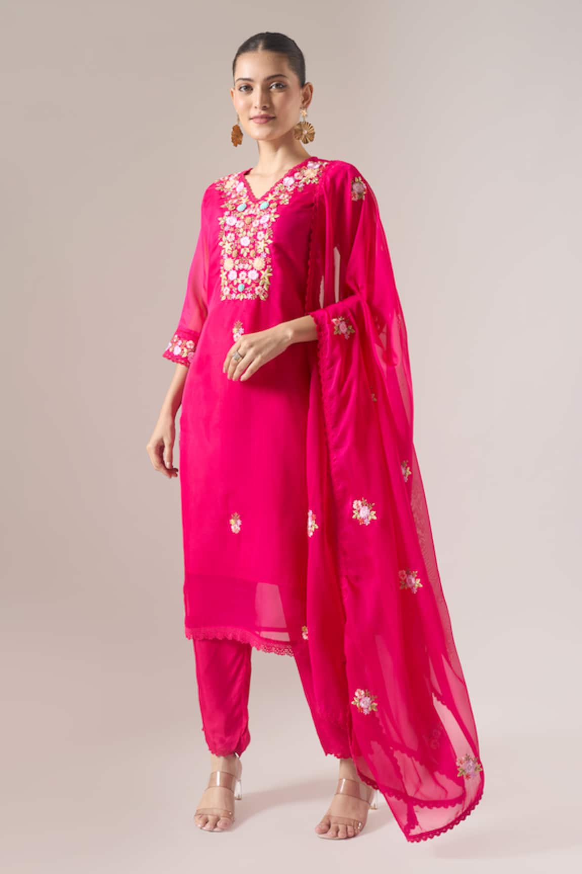 Naintara Bajaj Embroidered Kurta Set