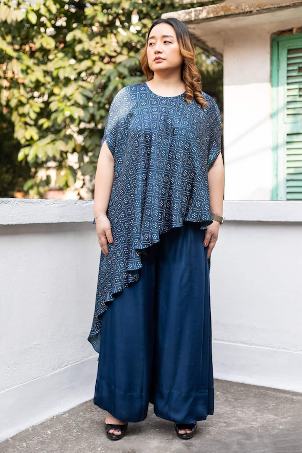 Prahnaaya Ajrakh Hand-Block Printed Tunic & Parallel Pant Set