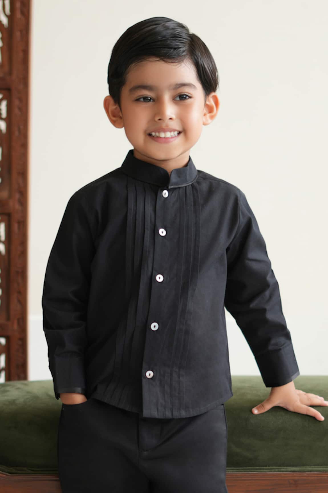 Tiber Taber Pintuck Detail Band Collar Shirt