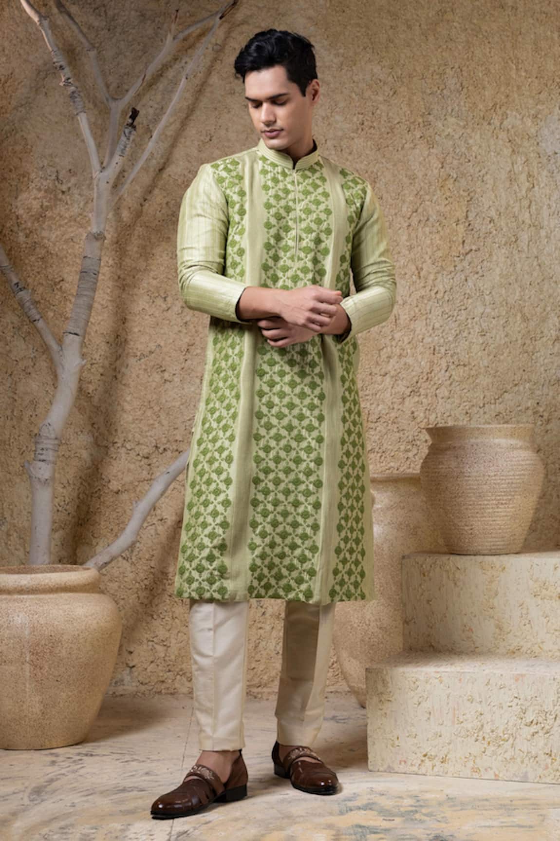 Darshika Menswear Green Embroidered Kurta Set 