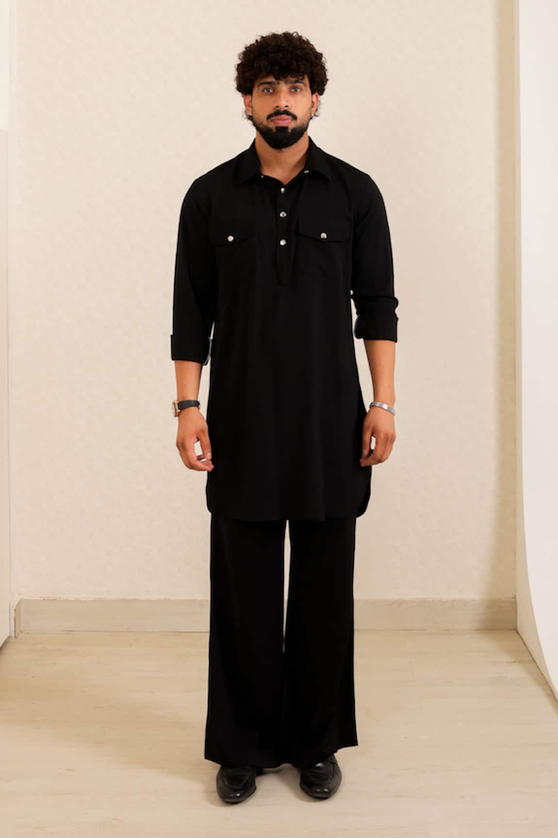 Menero Self Georgette Short Kurta & Wide Pants