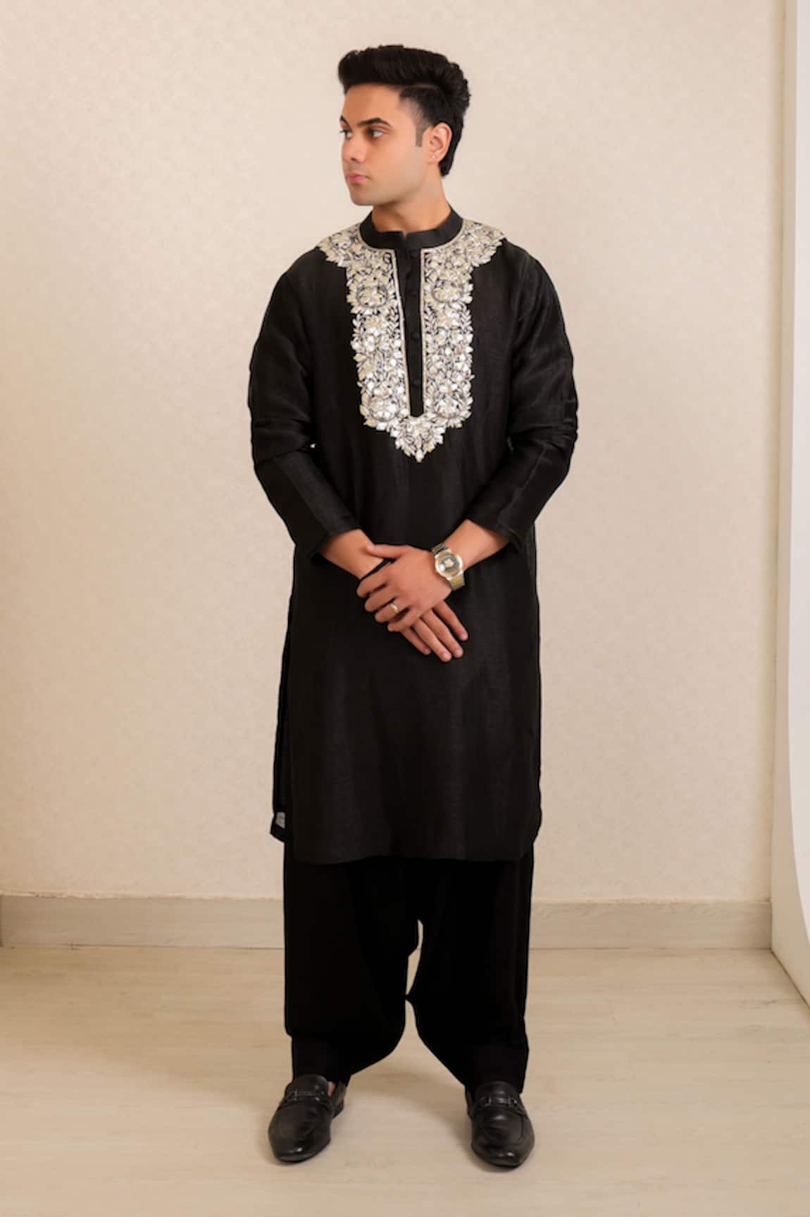 Menero Gota Patti Embroidered Kurta & Pathani Salwar Set