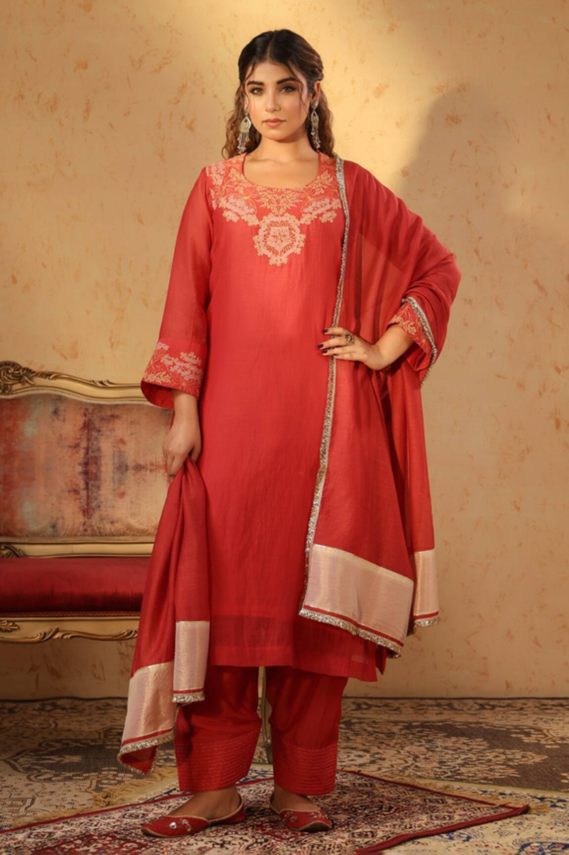 Anshu Wadhwa Chanderi Embroidered Kurta Set 