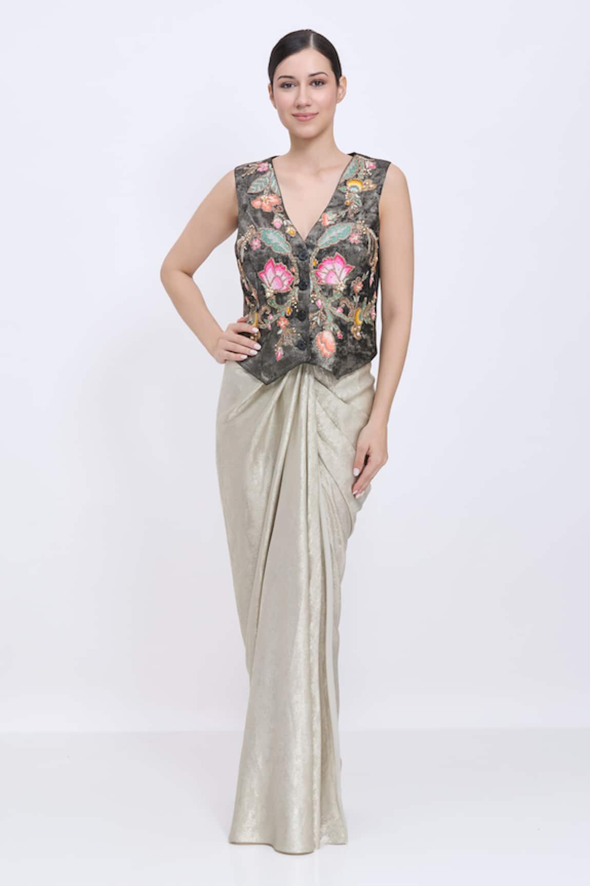 Dilnaz Floral Embroidered Waistcoat
