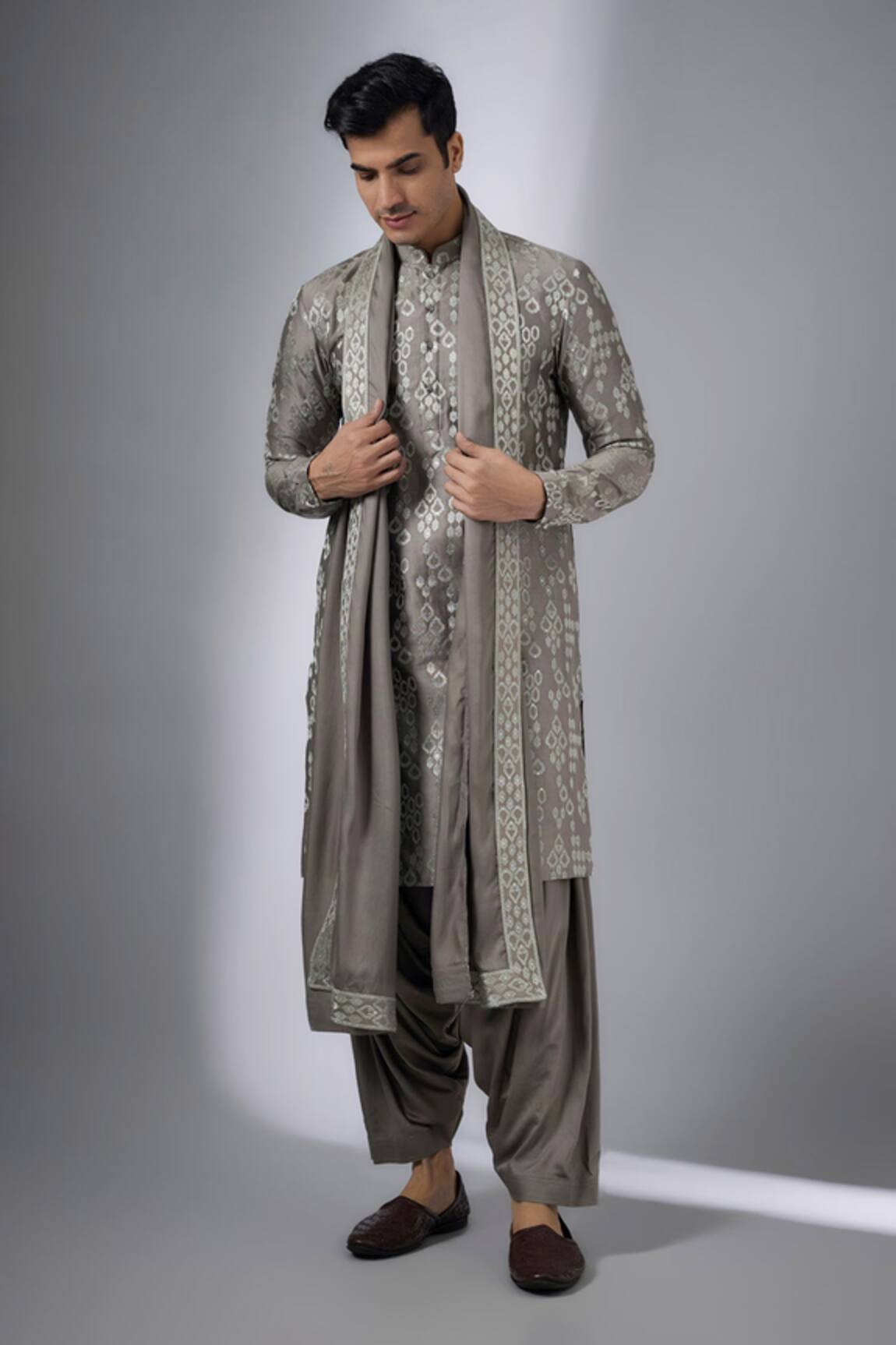 SALIL BHATIA Zari Mahal Embellished Kurta Set