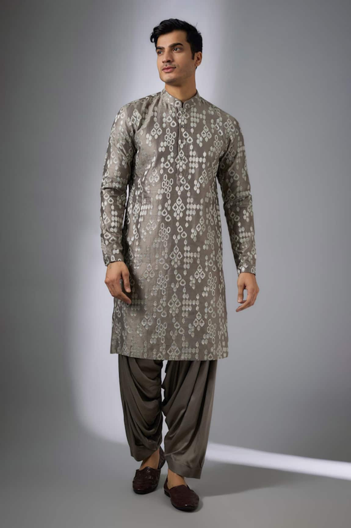 SALIL BHATIA Zari Mahal Sequins Embellished Kurta Set