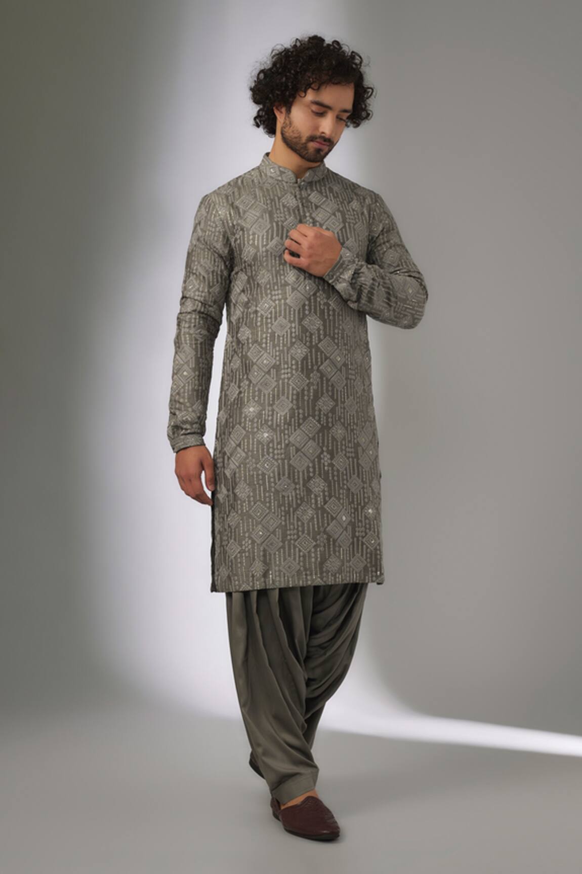 SALIL BHATIA Amber Mahal Embellished Kurta Set 