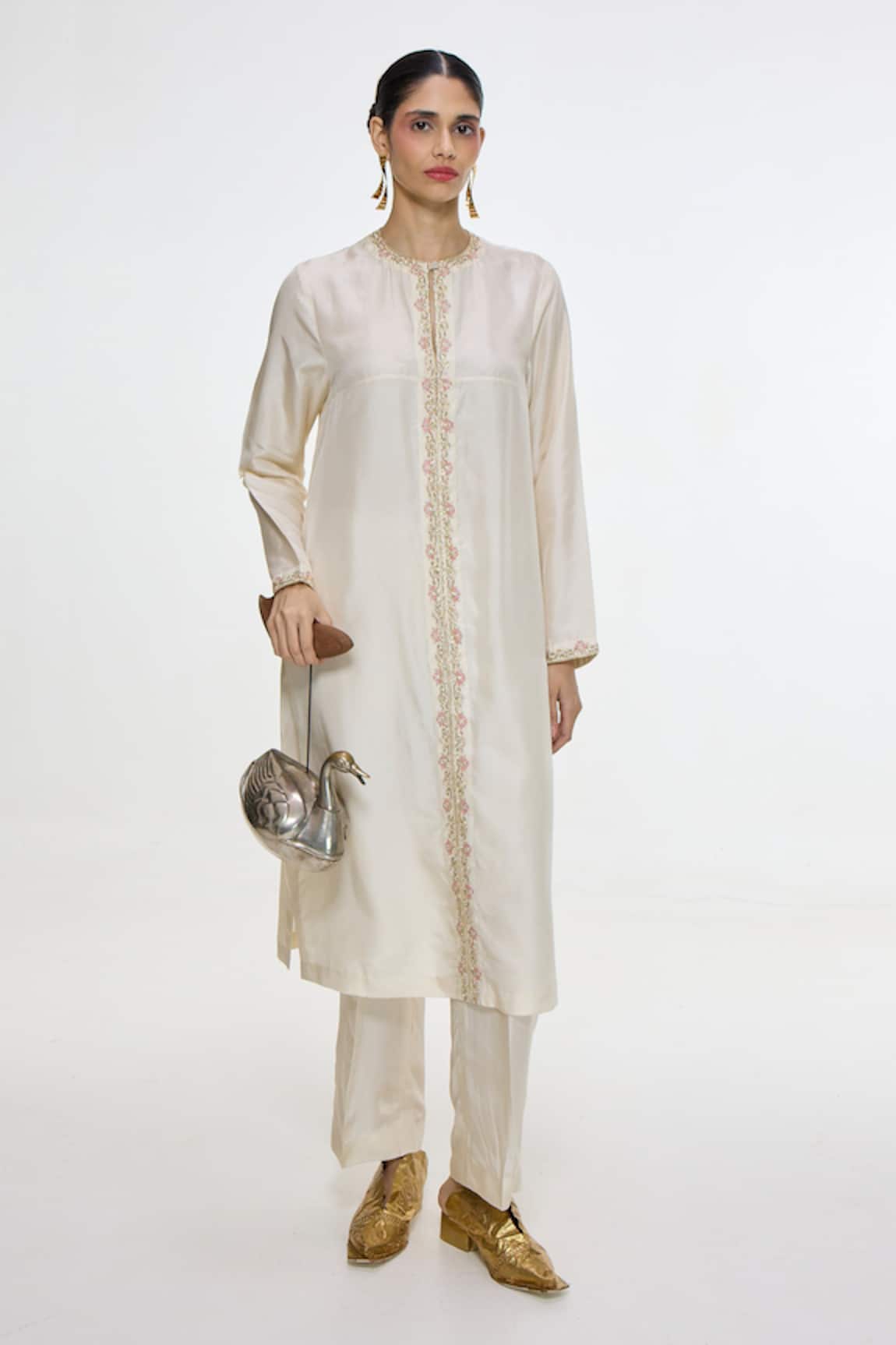 Ekaya Banaras Handwoven Mashroo Silk Kurta & Pant Set