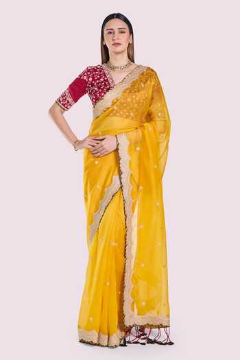 Onaya Dabka Embroidered Saree & Blouse Set 