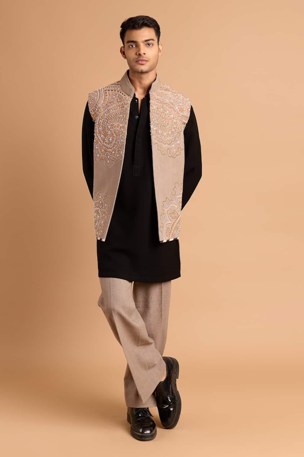 Rohit Doshi Embroidered Bundi & Kurta Set