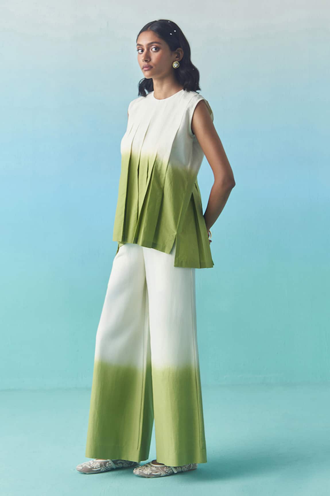 Febo6 Ombre Pleated Top & Wide Leg Trouser Set