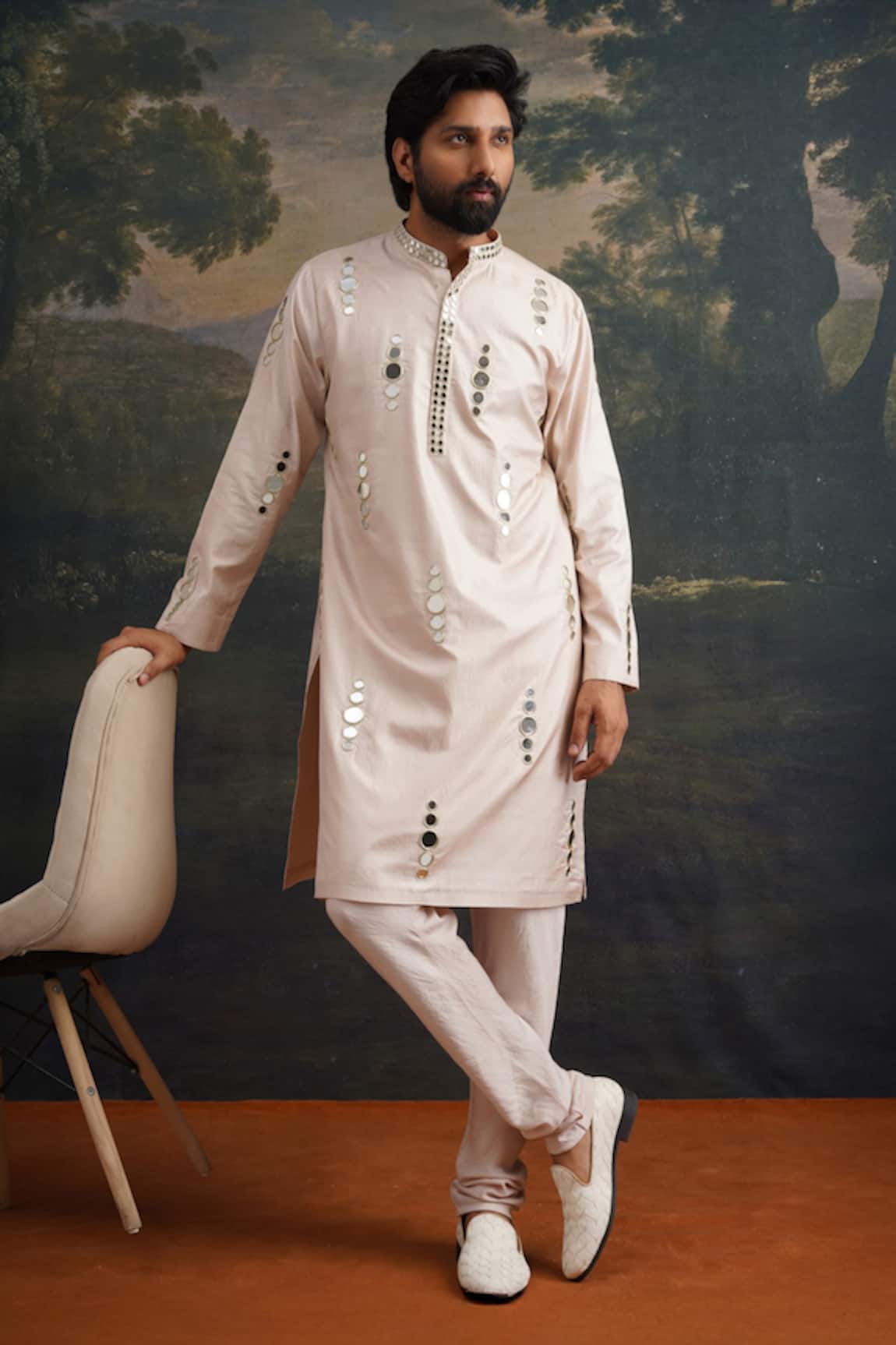 Thetaa Mirror Embroidered Kurta & Pant Set