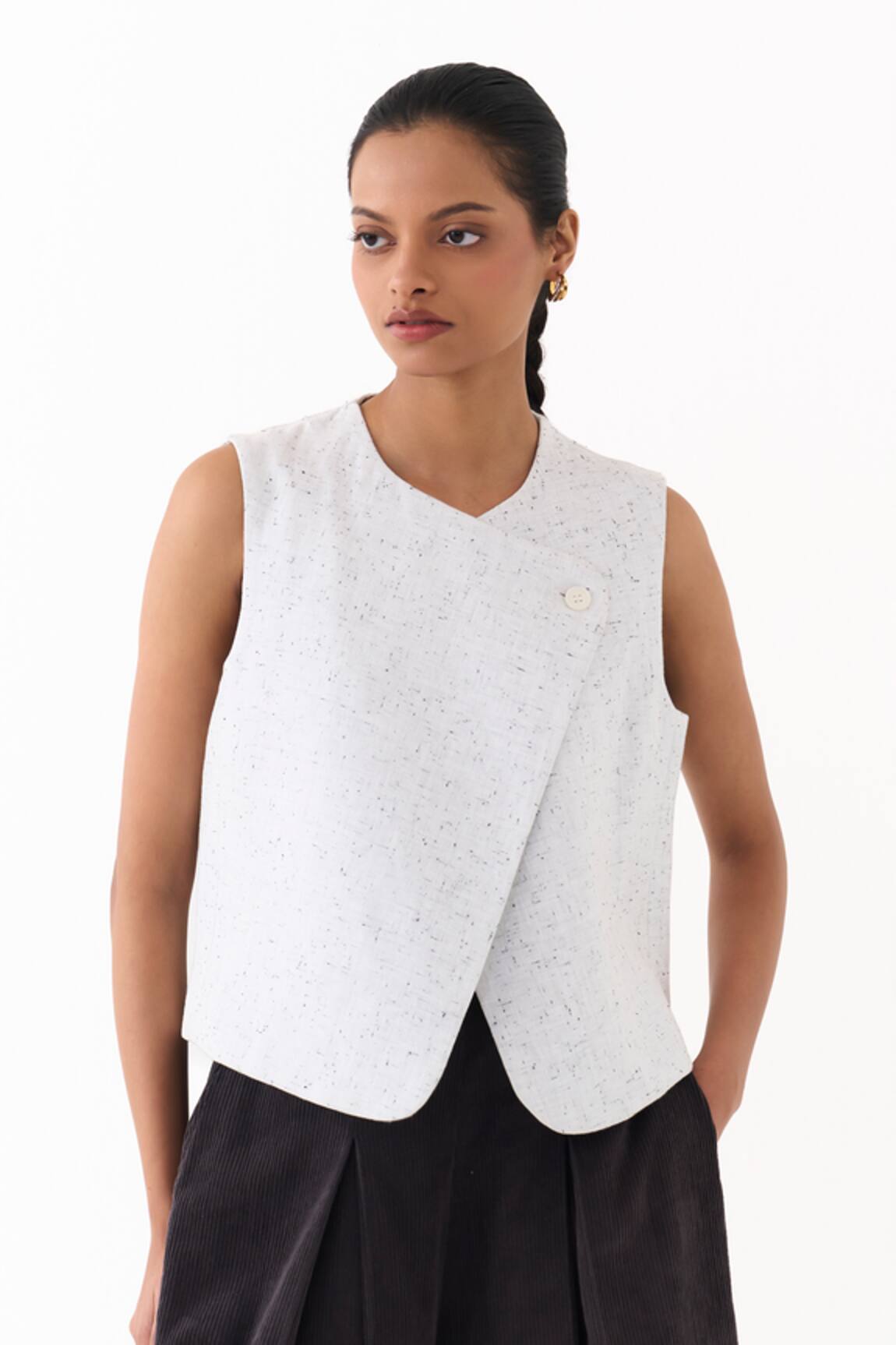 Three Splash Print Overlap Vest 