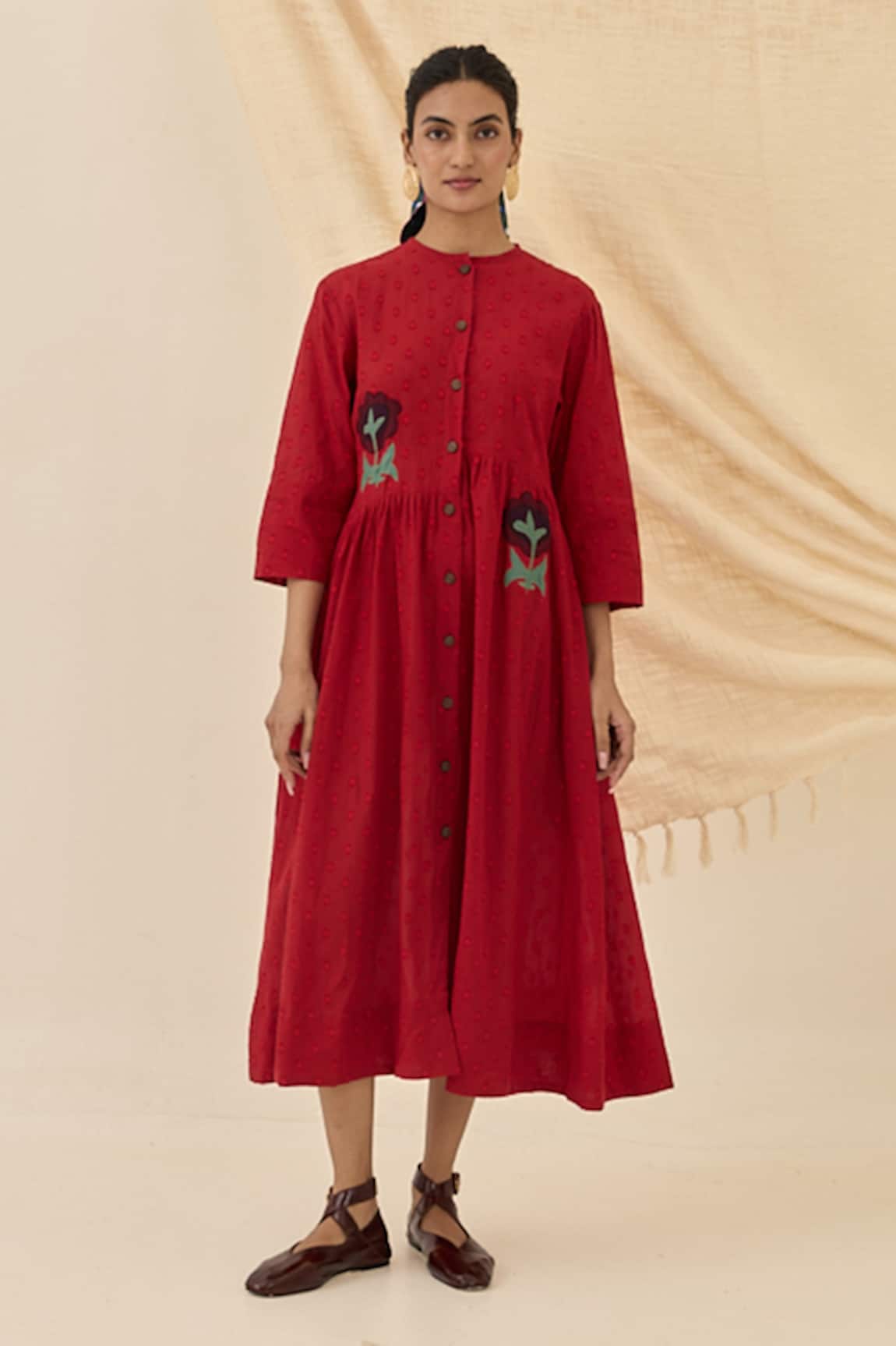 Jodi Unab Dobby Floral Applique Dress 