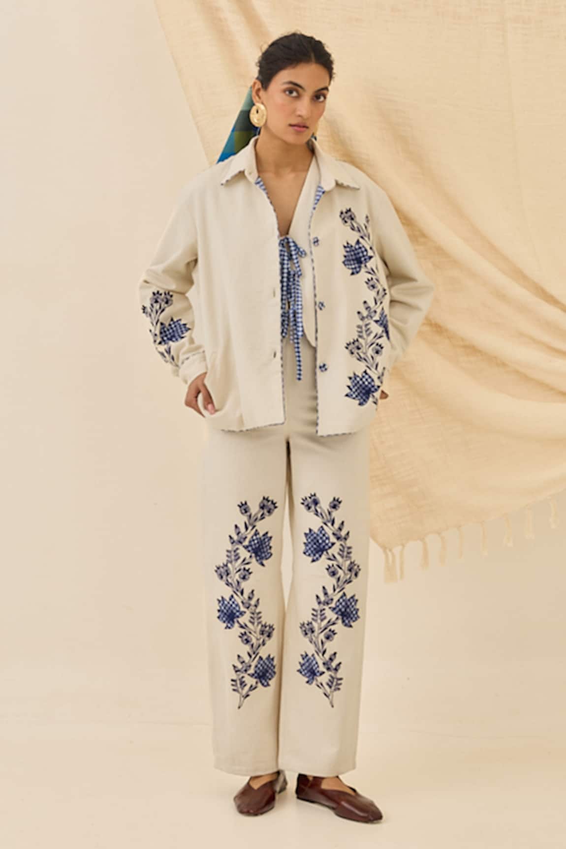 Jodi Saras Floral Embroidered Trouser